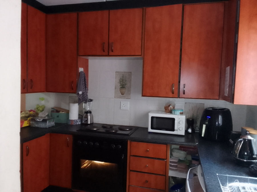 3 Bedroom Property for Sale in Safari Gardens North West